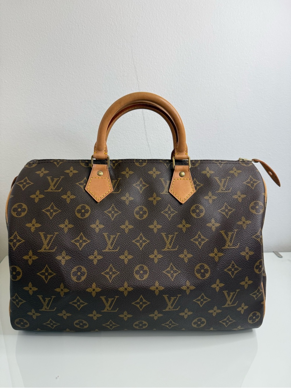 ⭐️SOLD⭐️SOLD ⭐️Louis Vuitton Vintage Monogram Speedy 35